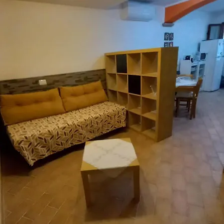 A Due Passi Dal Castello Apartman *